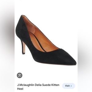 EUC 9.5 J McLaughlin Black suede kitten heels